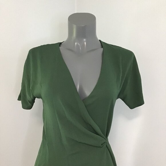 Aritzia Babaton Wallace Dress in Size XXS - Picture 2 of 13